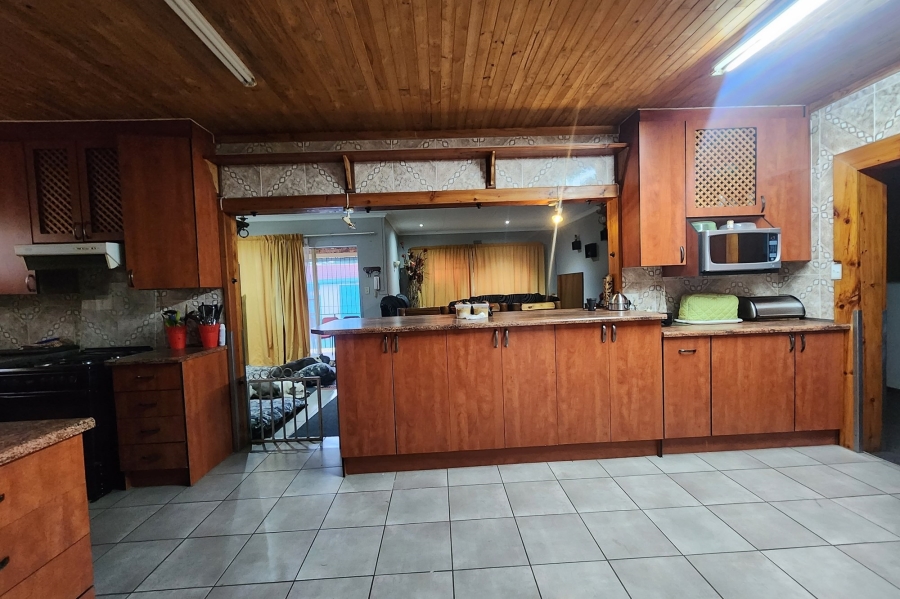 4 Bedroom Property for Sale in Vaalpark Free State